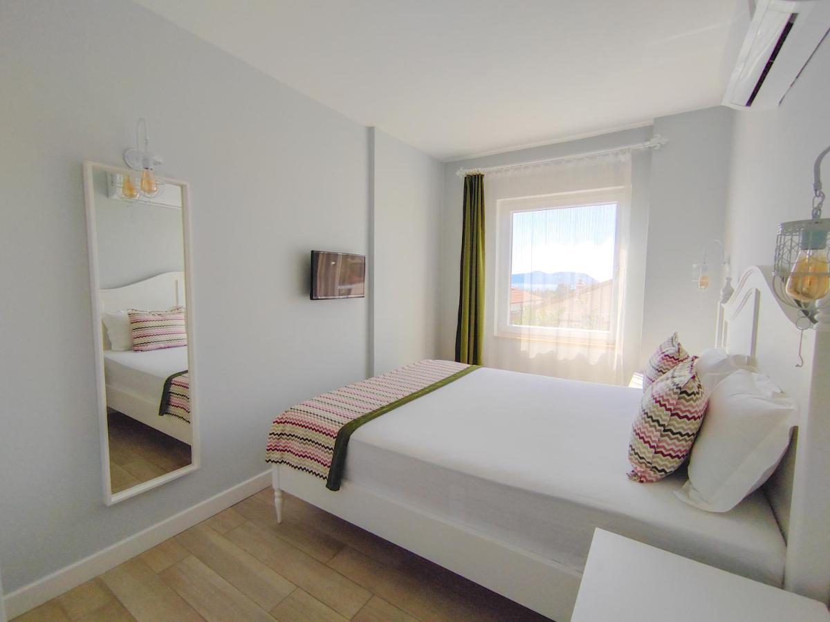 كاس Mavi Kiyi Suites المظهر الخارجي الصورة
